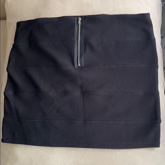 Bandage Style Mini - Picture 2 of 2